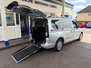 Used Ford Tourneo Connect 2024 for sale - 79785747: Photo