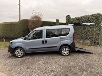 Used Fiat Doblo 2018 for sale - 77033176: Photo