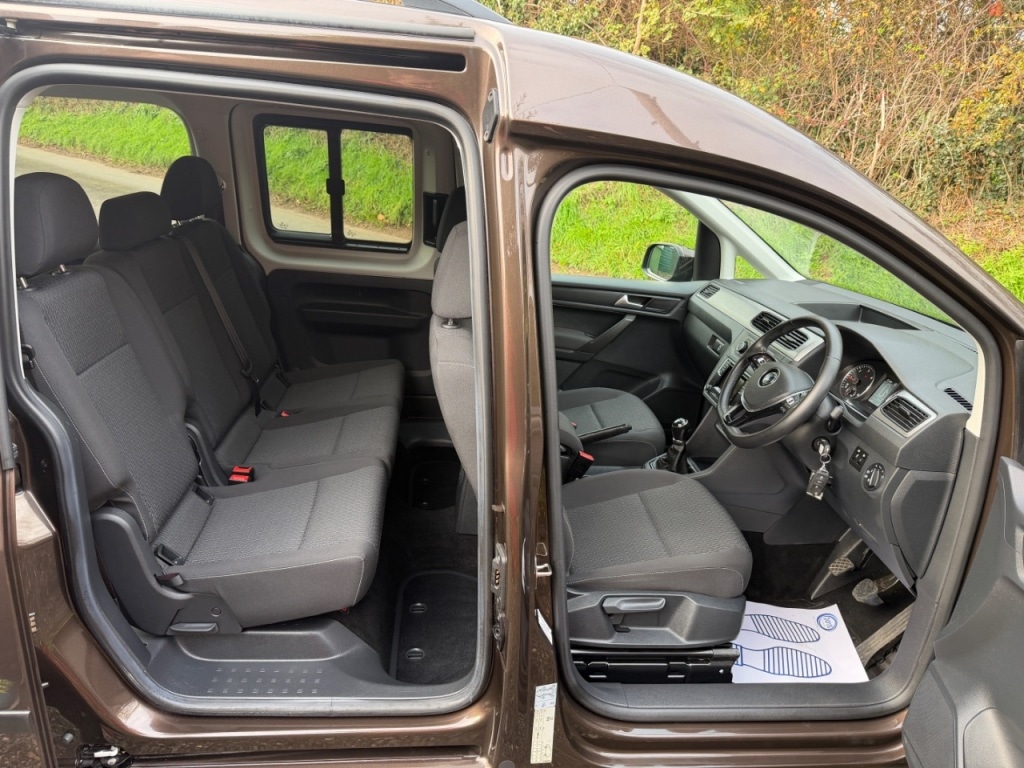 Used Volkswagen Caddy Maxi Life 2019 for sale - 77990229: Photo 10