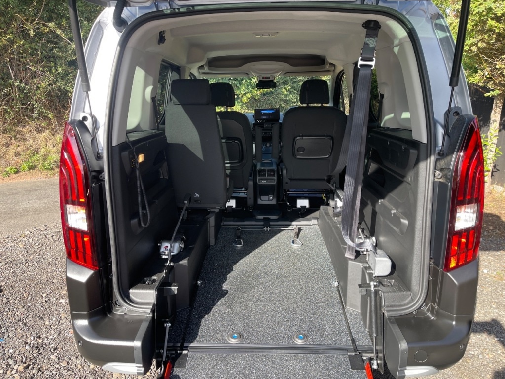 Used Peugeot Rifter 2025 for sale - 77546218: Photo 2