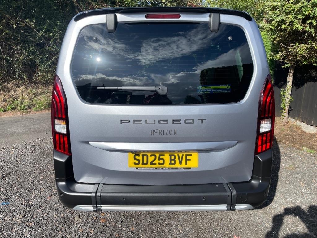 Used Peugeot Rifter 2025 for sale - 77546218: Photo 6