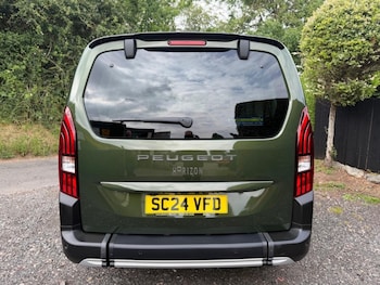 Used Peugeot Rifter 2024 for sale - 78886470: Photo