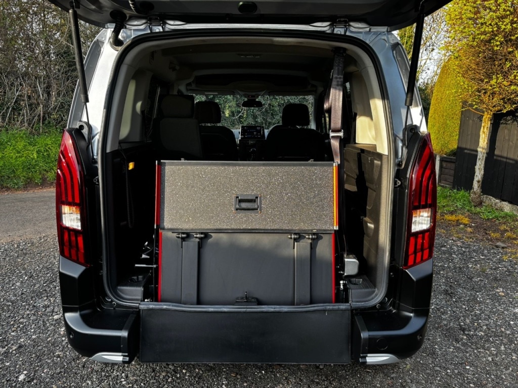 Used Peugeot Rifter 2021 for sale - 77952153: Photo 8