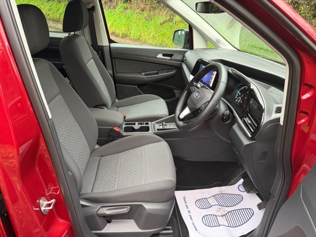 Used Ford Tourneo Connect 2024 for sale - 76863128: Photo 15