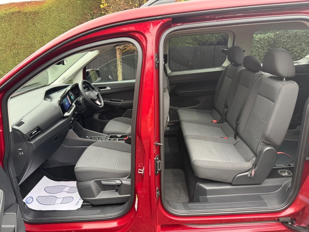 Used Ford Tourneo Connect 2024 for sale - 76863128: Photo 9