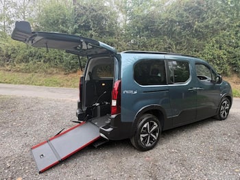 Used Peugeot Rifter 2024 for sale - 79785749: Photo