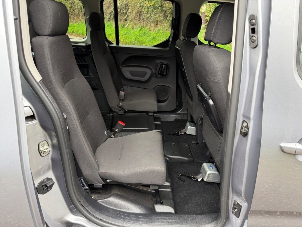 Used Peugeot Rifter 2024 for sale - 76481241: Photo 12