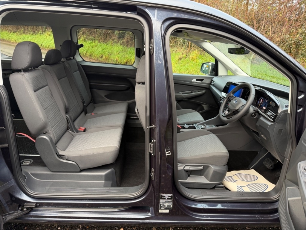 Used Ford Grand Tourneo Connect 2025 for sale - 77211643: Photo 14