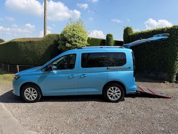 Used Ford Tourneo Connect 2024 for sale - 78357661: Photo