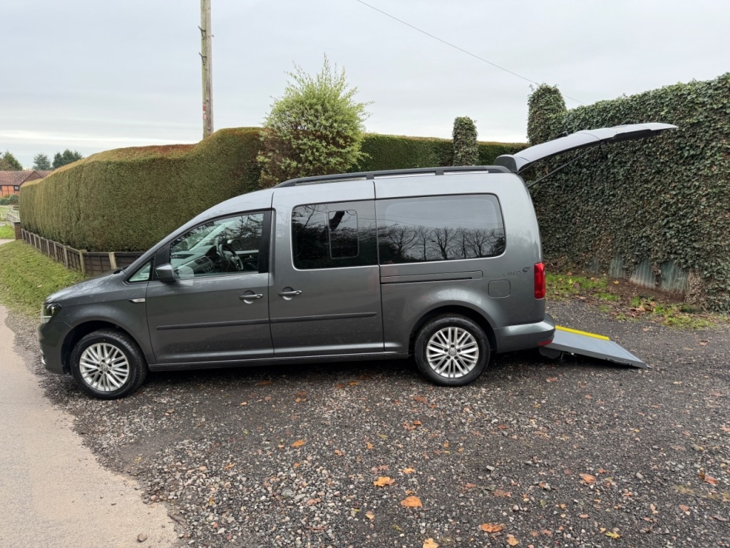 Used Volkswagen Caddy Maxi Life 2020 for sale - 76693171: Photo 4