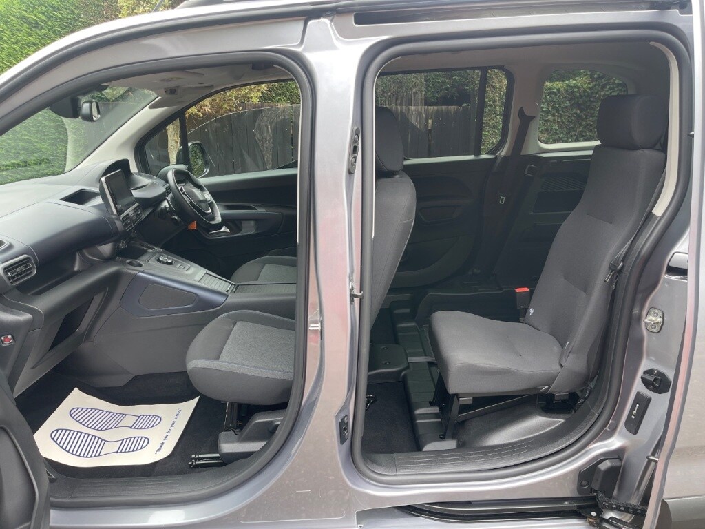 Used Peugeot Rifter 2022 for sale - 76345099: Photo 8