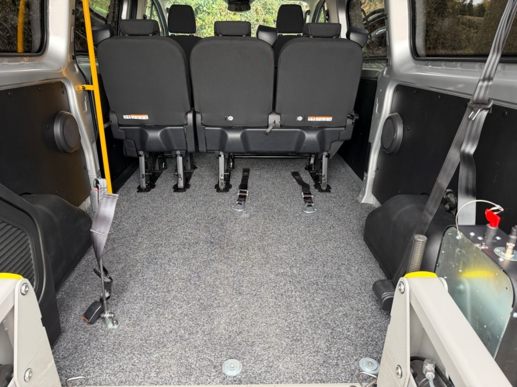 Used Ford Transit Custom 2024 for sale - 76255833: Photo 4