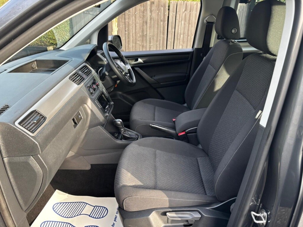 Used Volkswagen Caddy Maxi Life 2020 for sale - 77764078: Photo 11