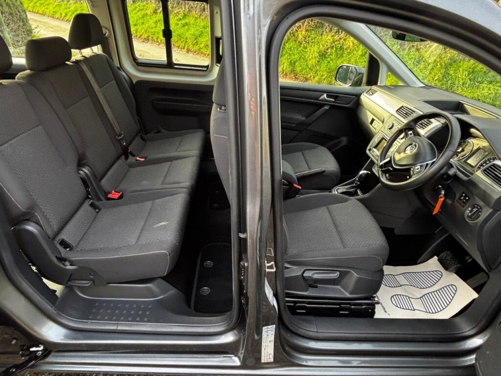 Used Volkswagen Caddy Maxi Life 2020 for sale - 77764078: Photo 15