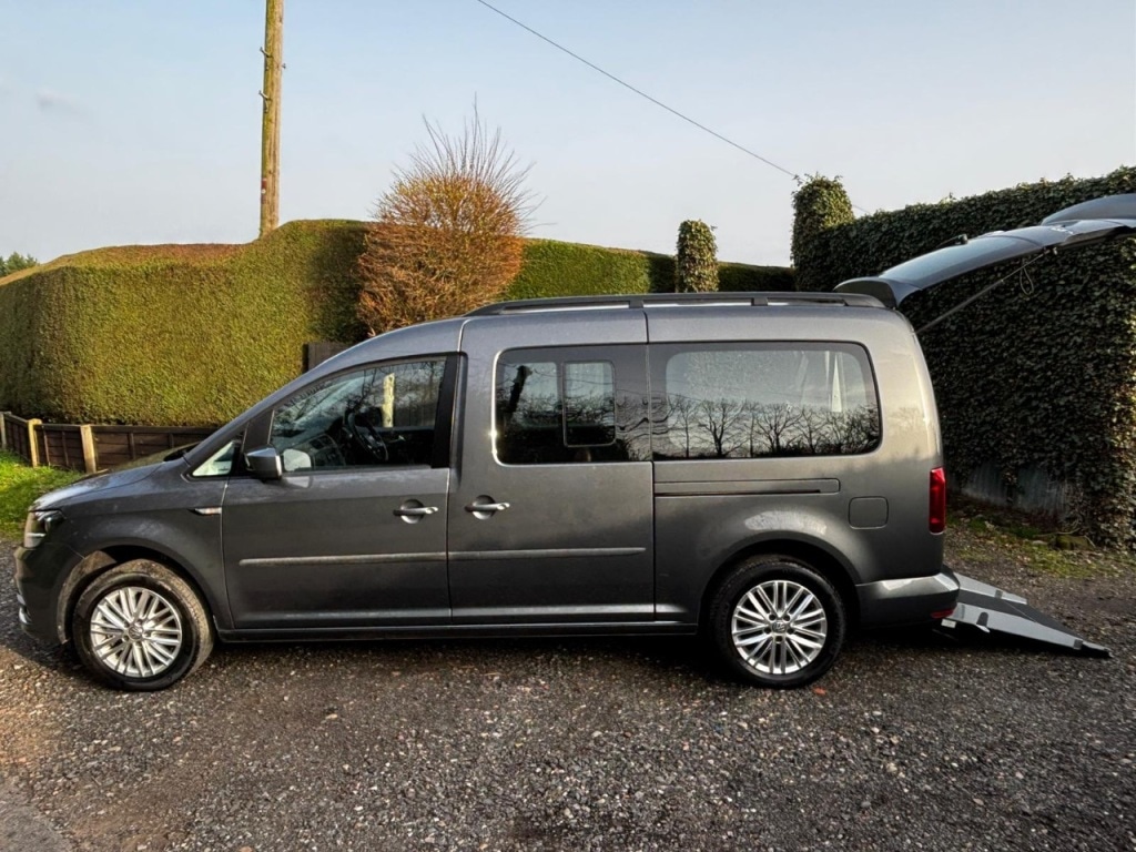 Used Volkswagen Caddy Maxi Life 2020 for sale - 77764078: Photo 5