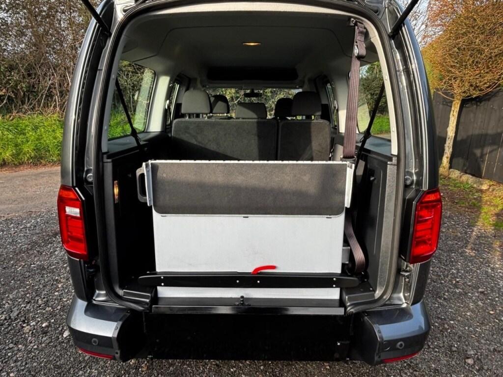 Used Volkswagen Caddy Maxi Life 2020 for sale - 77764078: Photo 8