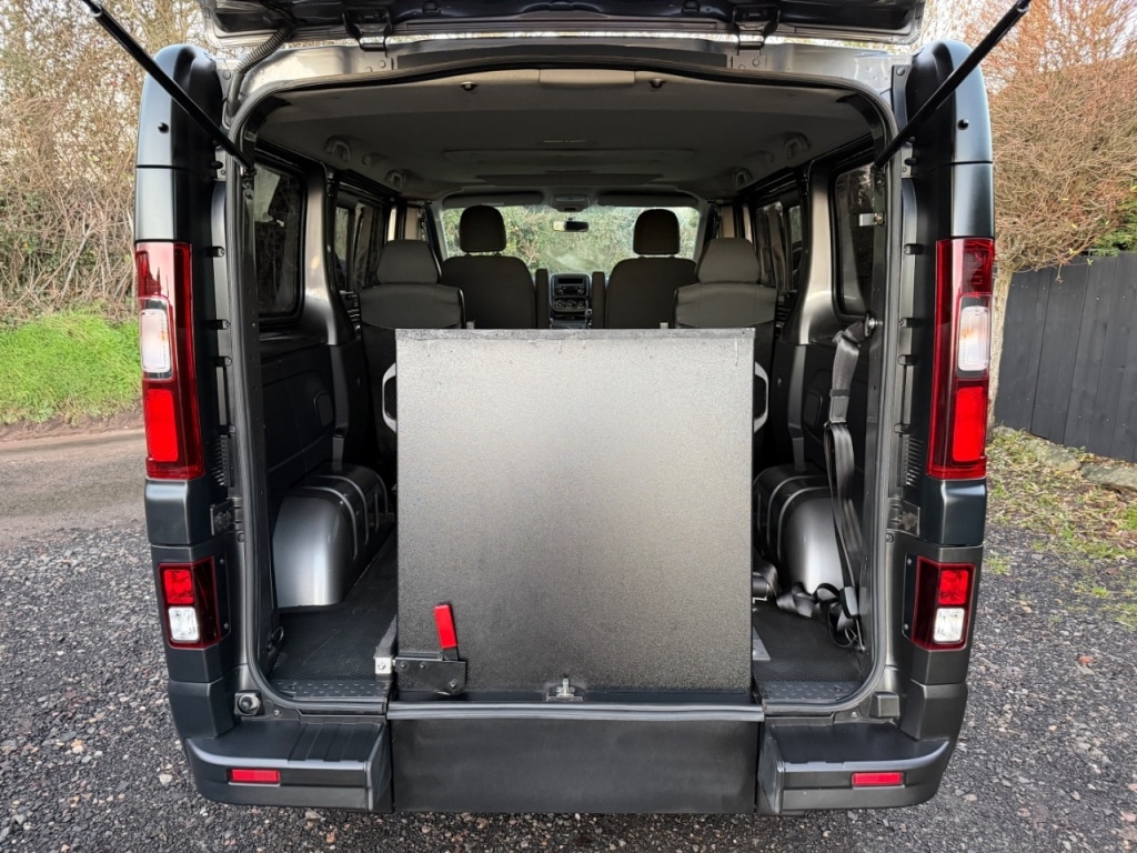 Used Vauxhall Vivaro 2018 for sale - 76985461: Photo 5