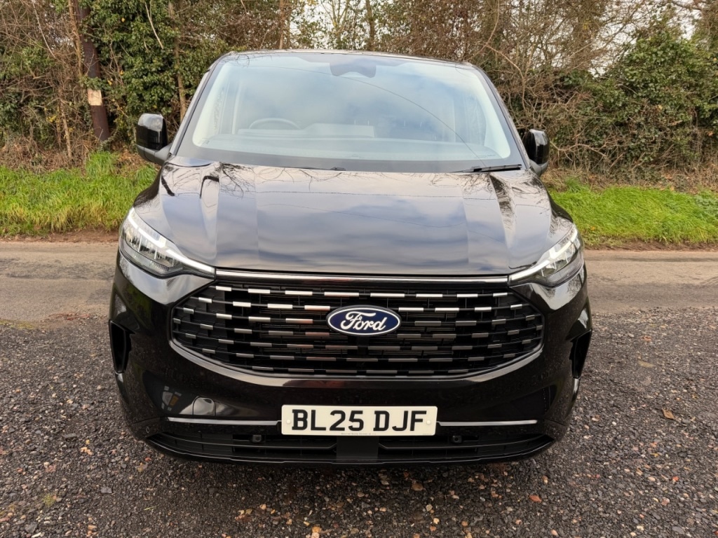 Used Ford Tourneo Custom 2025 for sale - 76863129: Photo 17