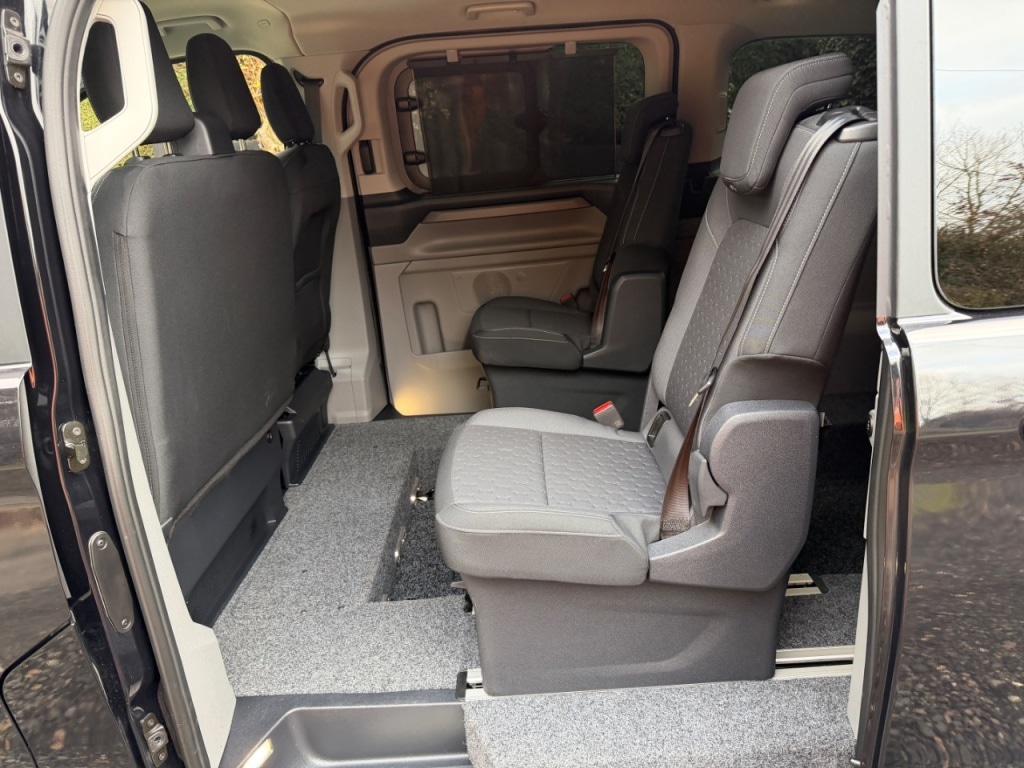 Used Ford Tourneo Custom 2025 for sale - 76863129: Photo 8