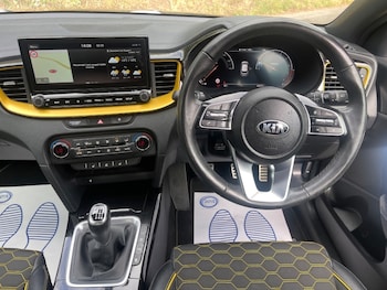 Used Kia XCeed 2020 for sale - 75764706: Photo