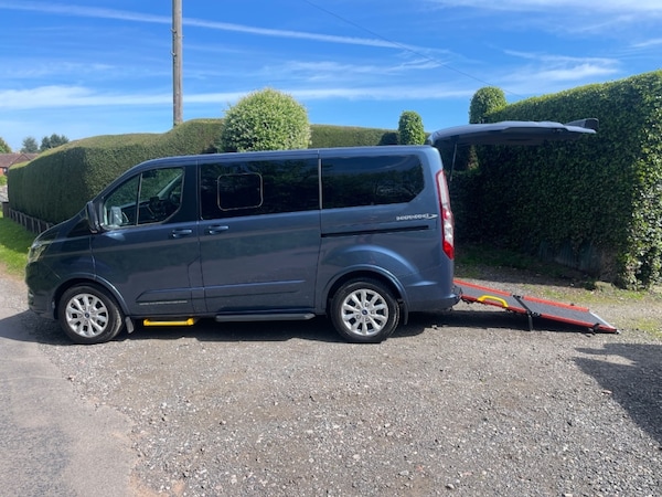 Used Ford Tourneo Custom 2024 for sale - 74459557: Photo 4