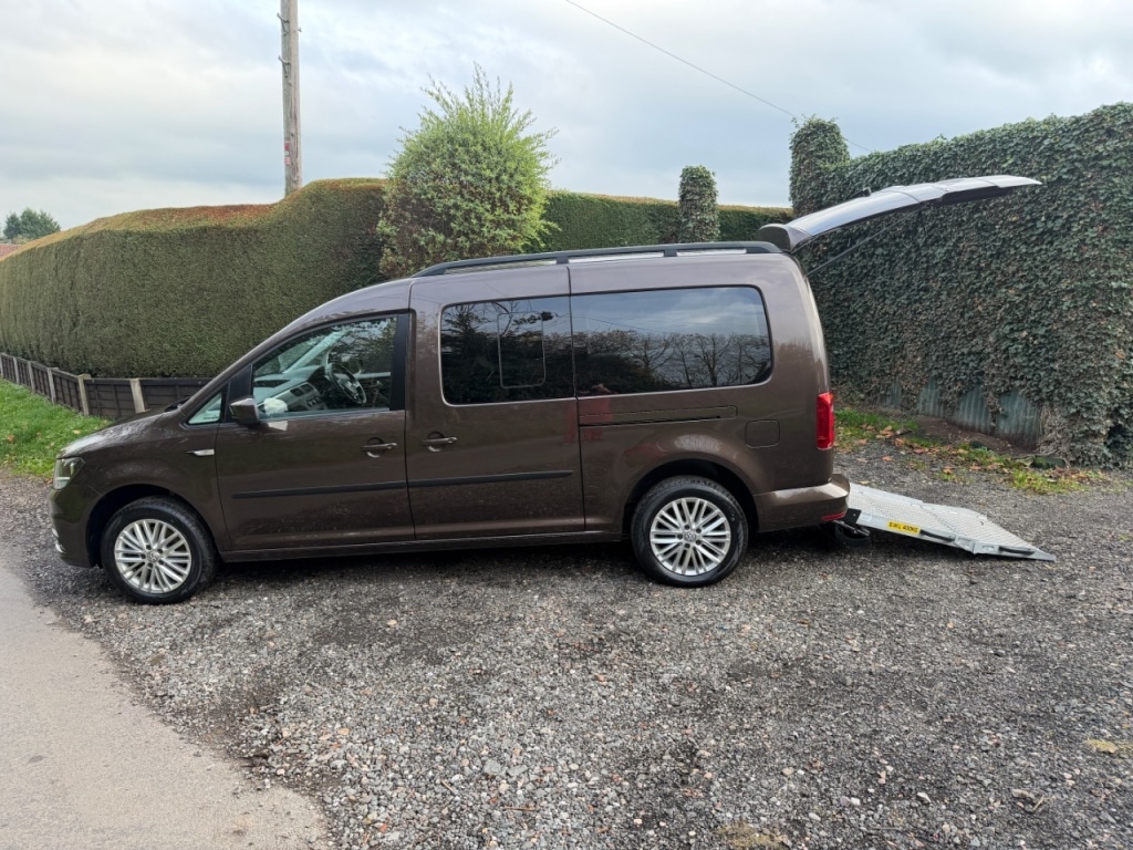 Used Volkswagen Caddy Maxi Life 2019 for sale - 78190823: Photo 4