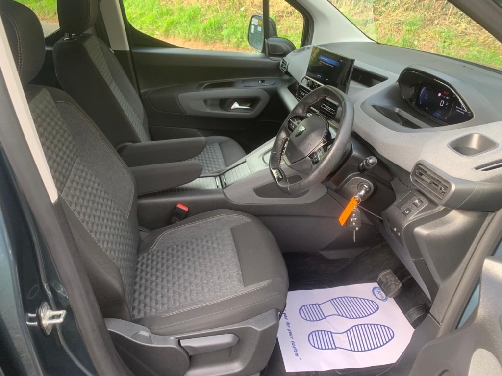 Used Peugeot Rifter 2025 for sale - 76197137: Photo 13