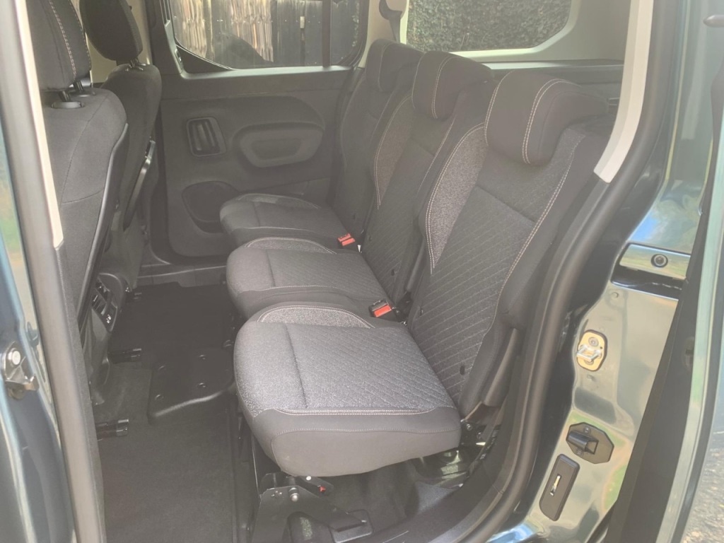 Used Peugeot Rifter 2025 for sale - 76197137: Photo 3