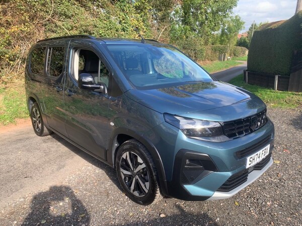 Used Peugeot Rifter 2025 for sale - 76197137: Photo 4