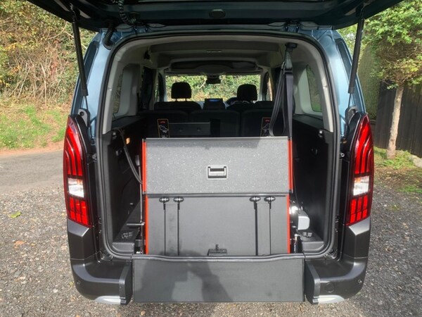 Used Peugeot Rifter 2025 for sale - 76197137: Photo 8