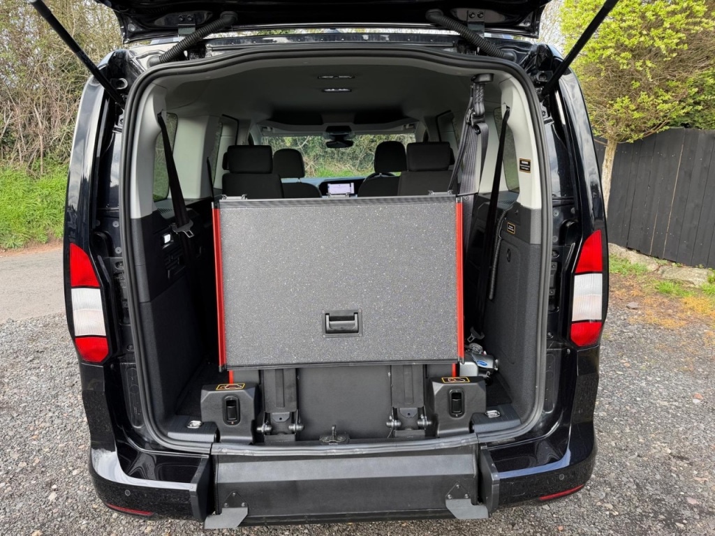 Used Ford Tourneo Connect 2024 for sale - 78025970: Photo 11