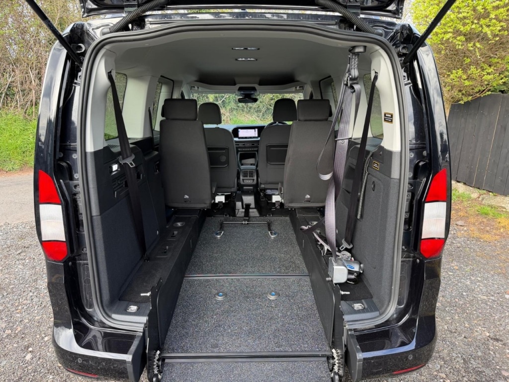 Used Ford Tourneo Connect 2024 for sale - 78025970: Photo 12