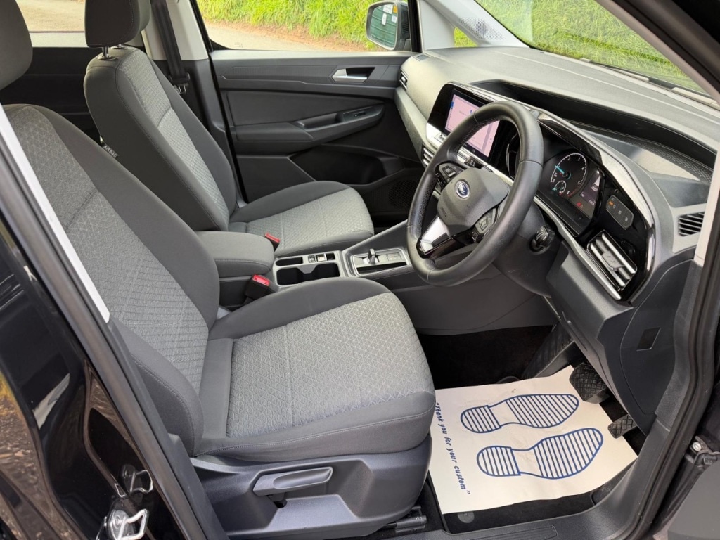 Used Ford Tourneo Connect 2024 for sale - 78025970: Photo 3