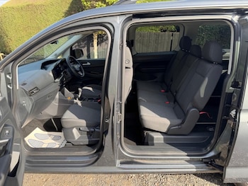 Used Ford Tourneo Connect 2023 for sale - 78095713: Photo