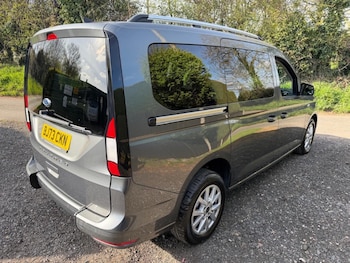 Used Ford Tourneo Connect 2023 for sale - 78095713: Photo