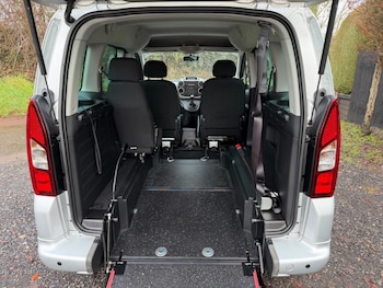 Used Peugeot Partner Tepee 2018 for sale - 77200608: Photo