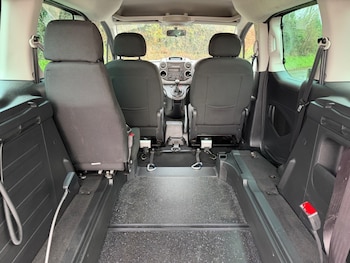 Used Peugeot Partner Tepee 2018 for sale - 77200608: Photo