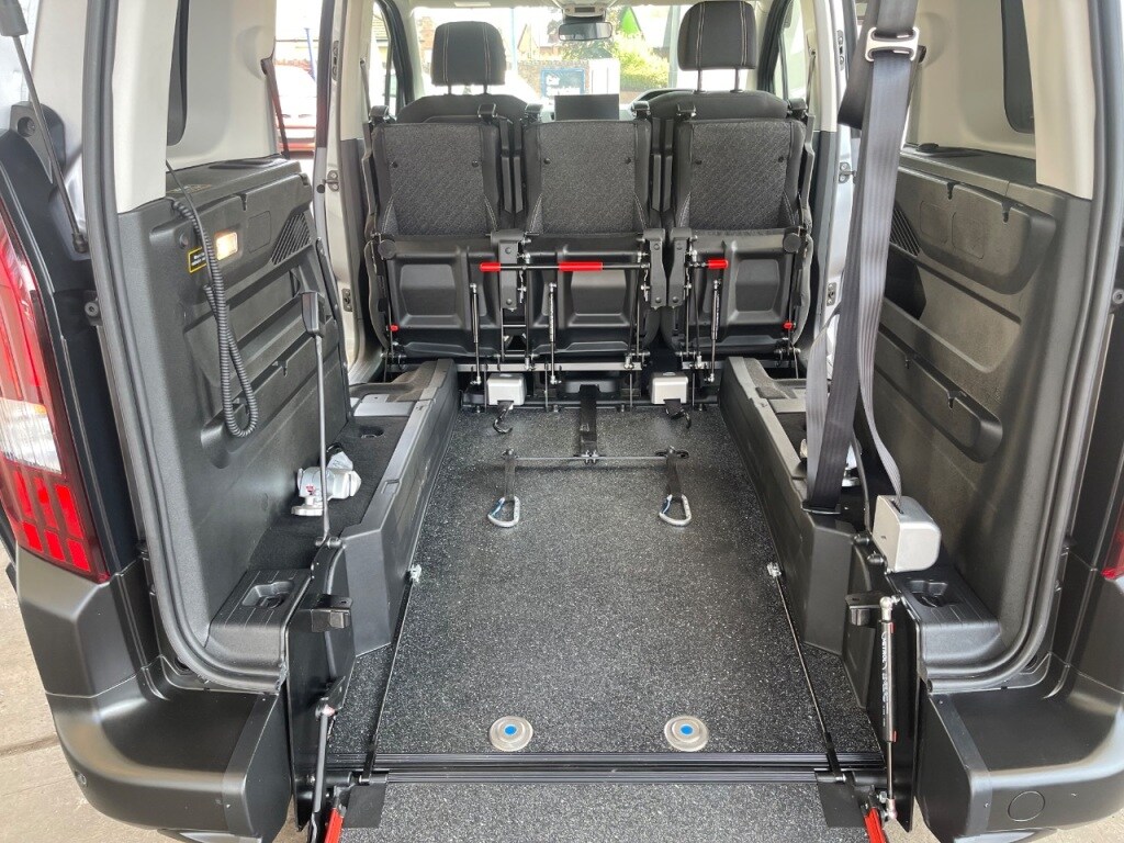 Used Peugeot Rifter 2025 for sale - 78190839: Photo 16