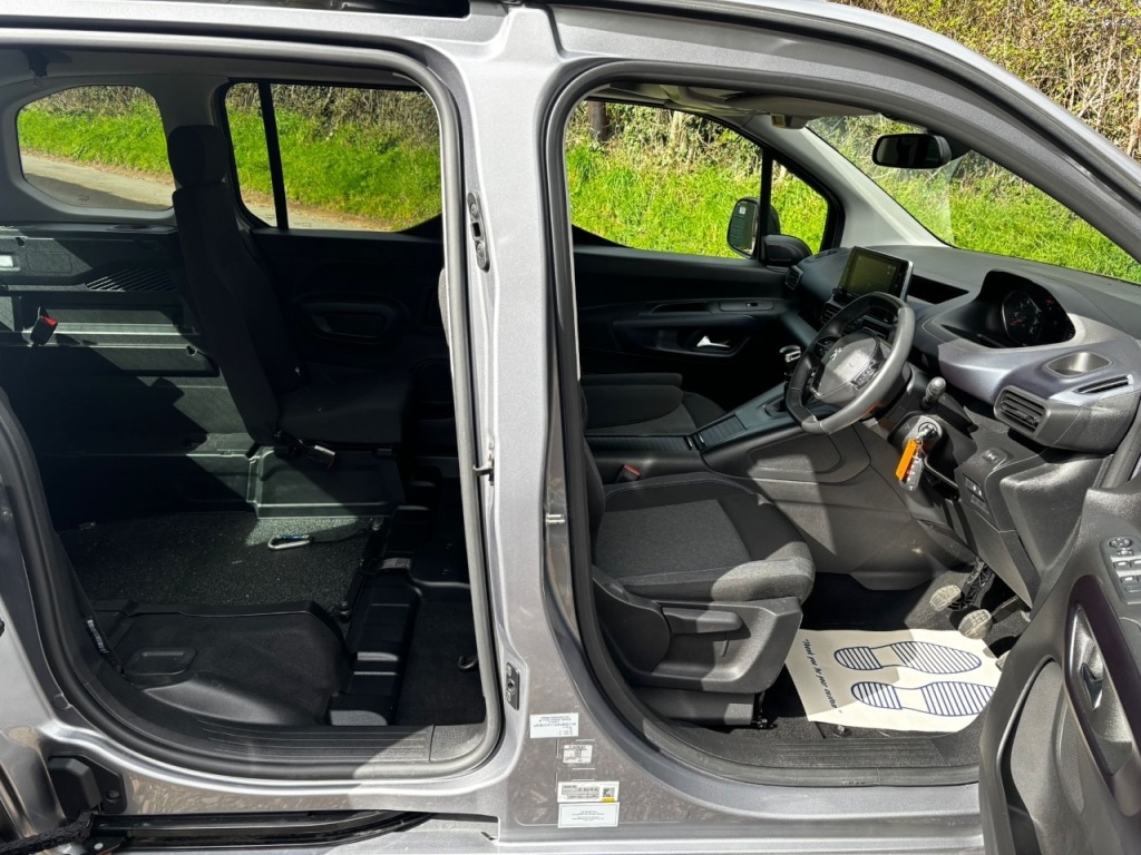 Used Peugeot Rifter 2023 for sale - 78068019: Photo 16