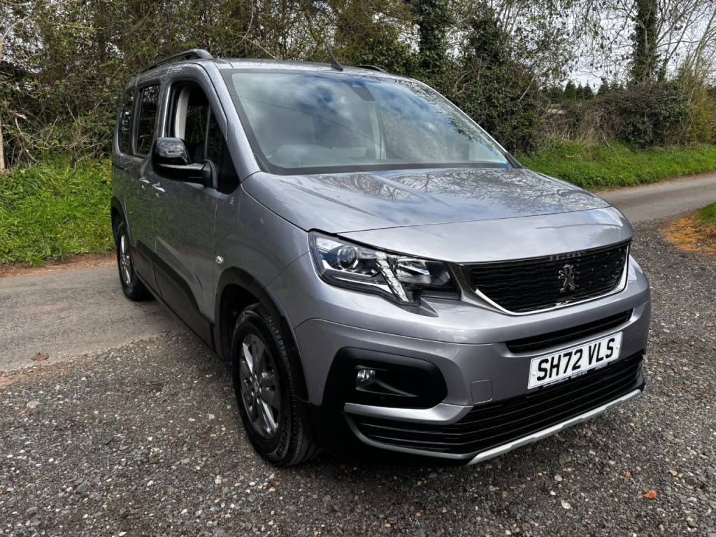 Used Peugeot Rifter 2023 for sale - 78068019: Photo 2