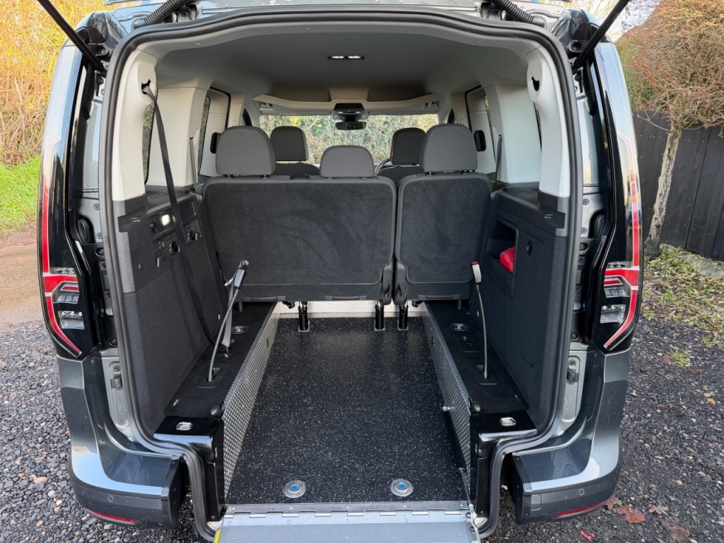 Used Volkswagen Caddy 2023 for sale - 78190837: Photo 2