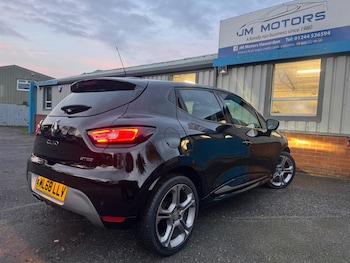 Used Renault Clio 2018 for sale - 76484615: Photo