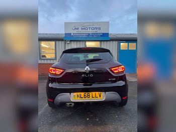 Used Renault Clio 2018 for sale - 76484615: Photo