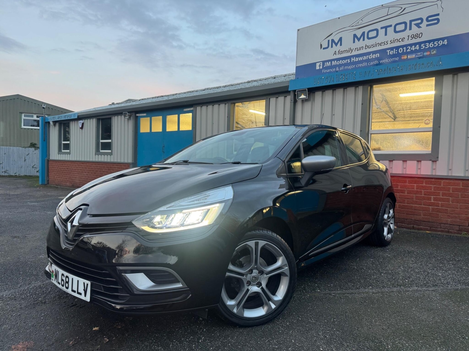 Used Renault Clio 2018 for sale - 76484615: Photo 7