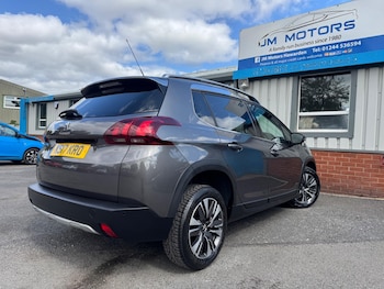 Used Peugeot 2008 2017 for sale - 76071519: Photo