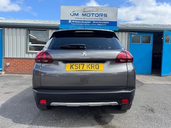 Used Peugeot 2008 2017 for sale - 76071519: Photo