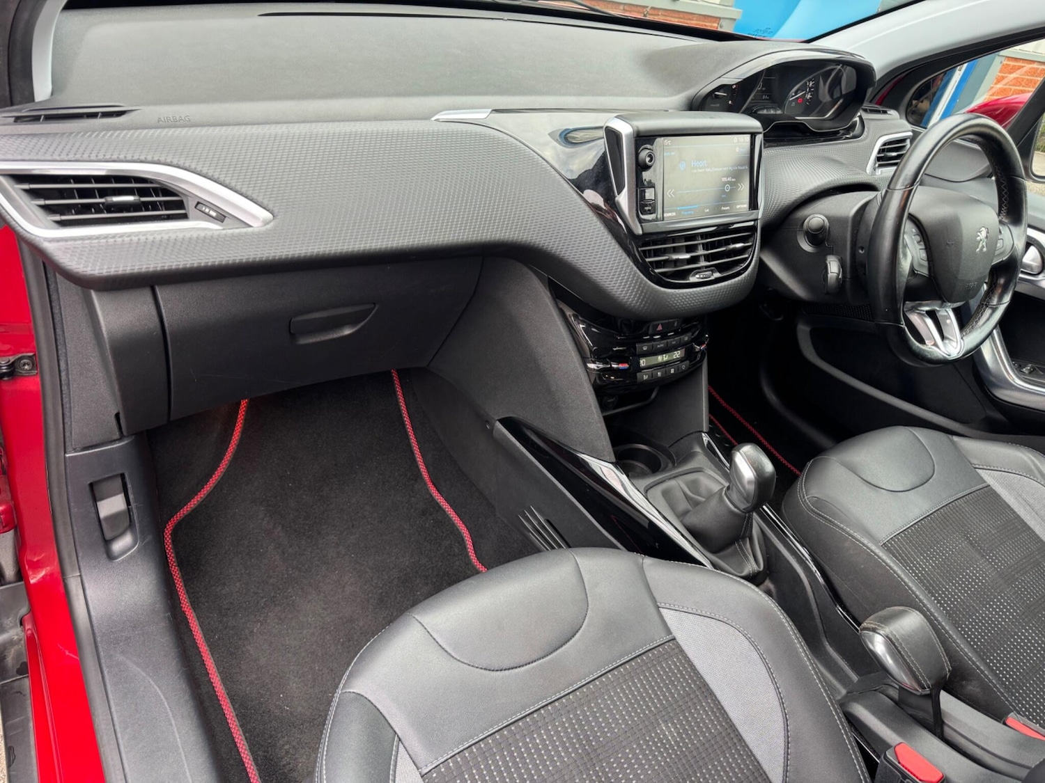 Used Peugeot 2008 2017 for sale - 76307787: Photo 15