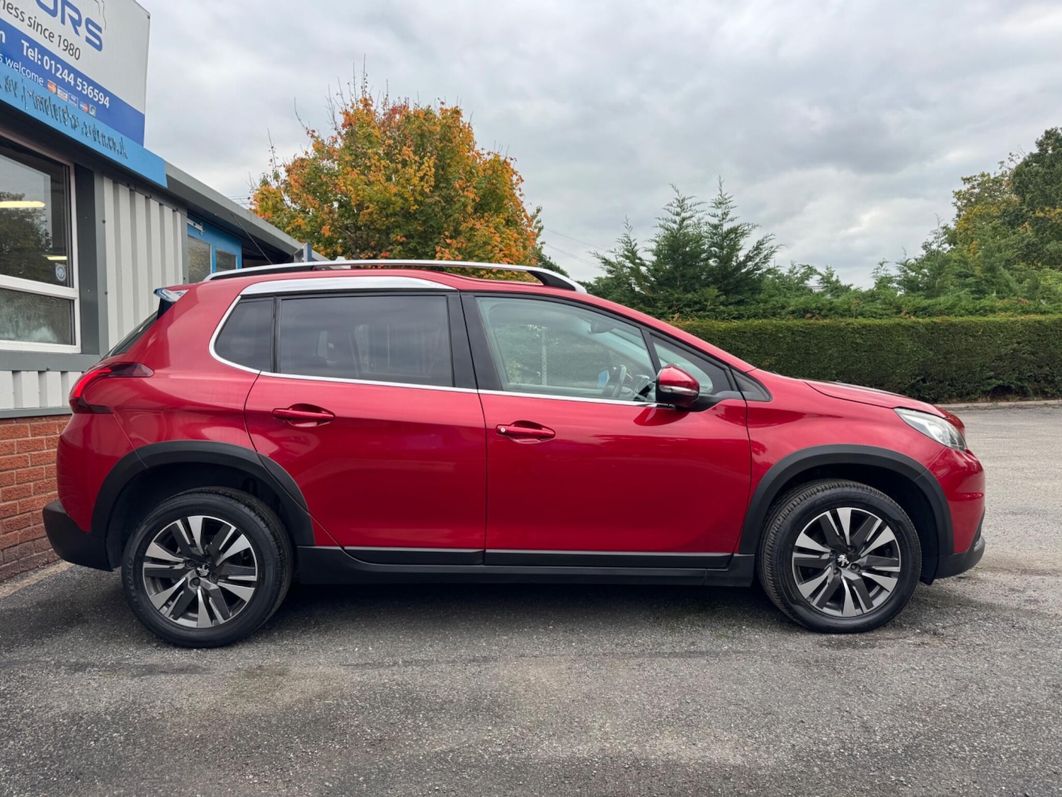 Used Peugeot 2008 2017 for sale - 76307787: Photo 2
