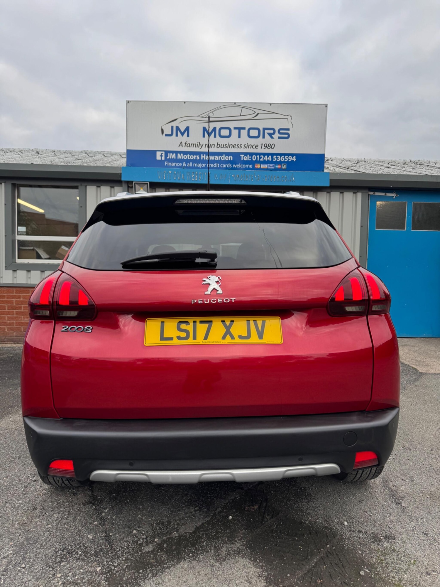 Used Peugeot 2008 2017 for sale - 76307787: Photo 4