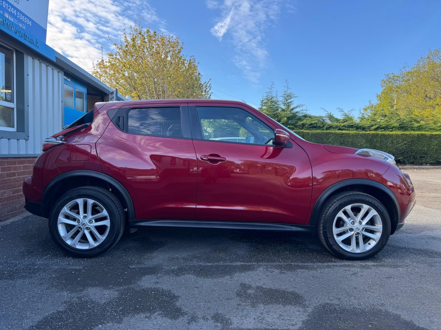 Used Nissan Juke for sale - 76701353: Photo 2
